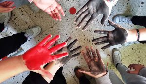 “La memoria collettiva è il vaccino contro l'indifferenza e ci aiuta, in un mondo così pieno di ingiustizie e sofferenze, a ricordare che ciascuno di noi ha una coscienza e la può usare”